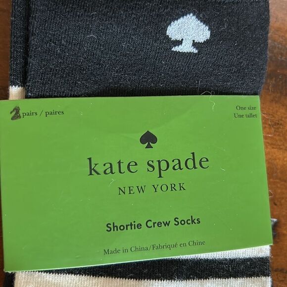 Kate Spade 2 socks NWT Size 4-10 Shortie Crew socks - Picture 2 of 5